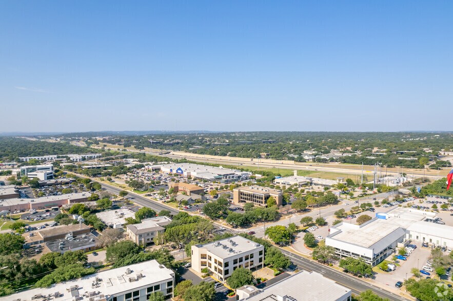 More Photos Of 8213 Shoal Creek Blvd, Austin Office For Lease