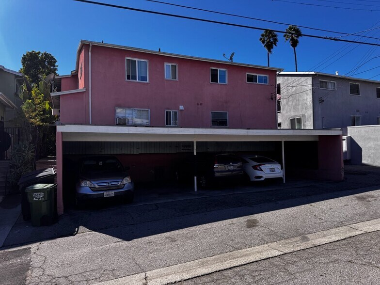 More Photos Of 3714 Corinth Ave, Los Angeles Apartments For Sale
