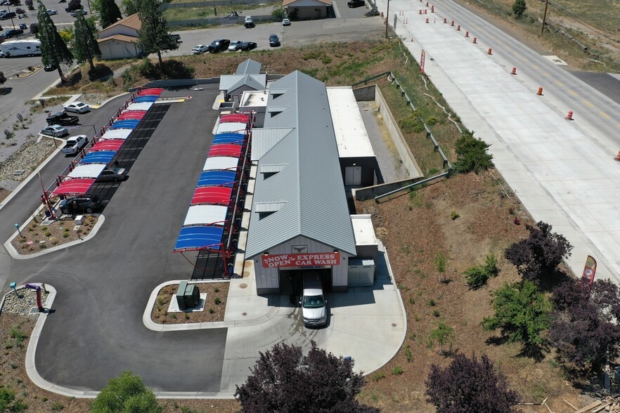 More Photos Of 1902 Fort Jones Rd, Yreka Carwash For Sale