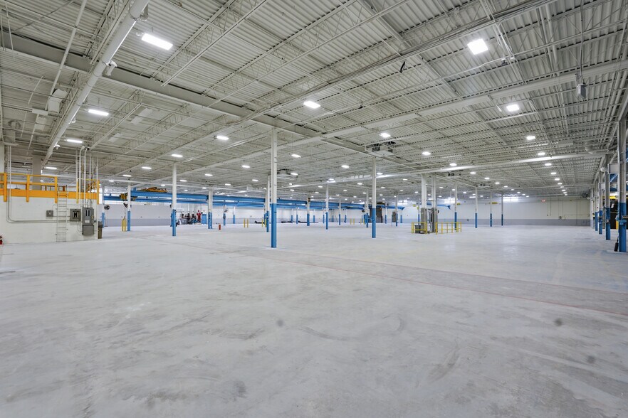 More Photos Of 23 Esquire Rd, North Billerica Manufacturing For Lease