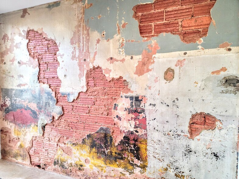 More Photos Of 1583 S 1st St, Abilene Light Distribution For Sale