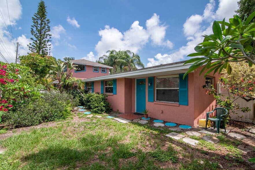 More Photos Of 10532 67th Ave, Seminole Specialty For Sale