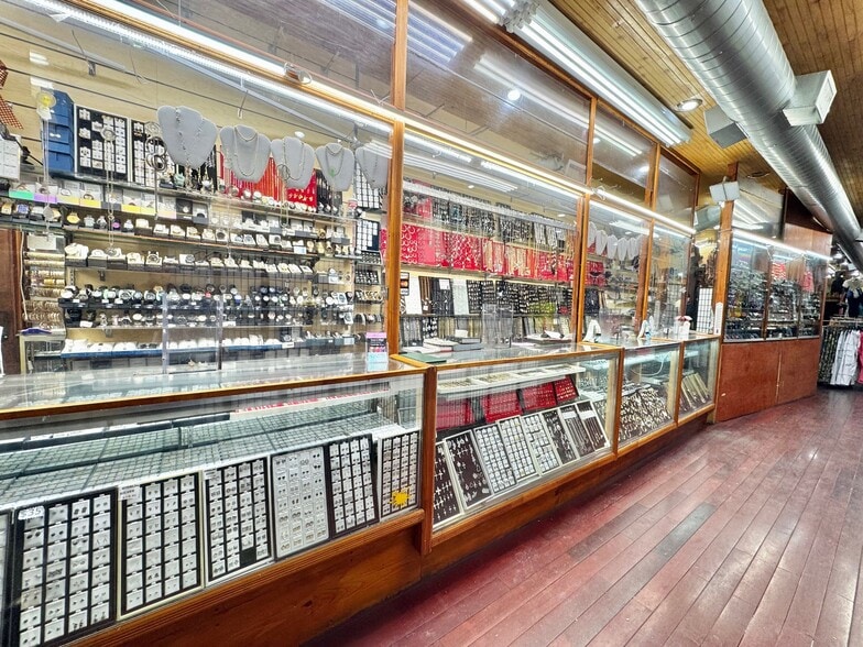 More Photos Of 1156 Liberty Ave, Brooklyn Office For Sale