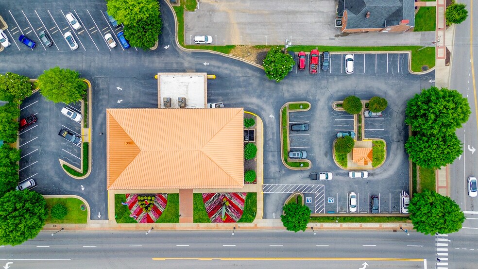More Photos Of 610 N Garden St, Columbia Medical For Lease