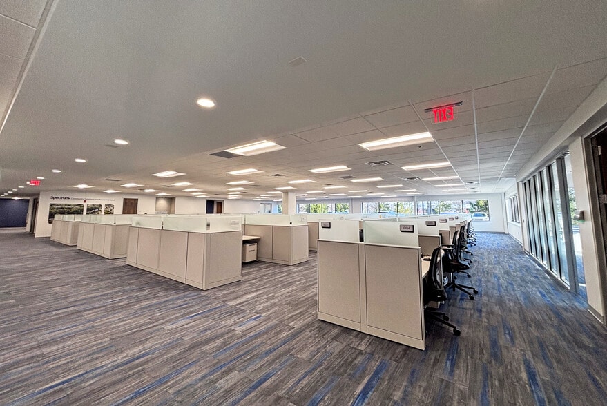 More Photos Of 280 Executive Pky W, Hudson Office For Lease