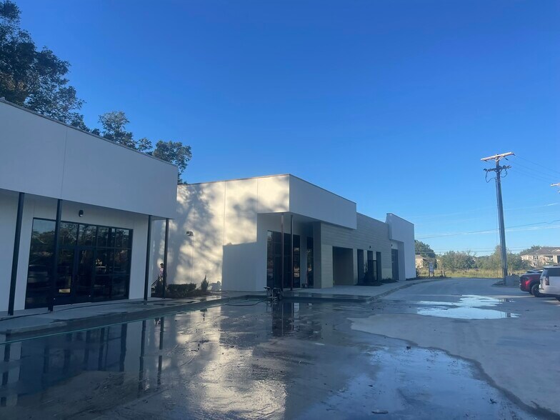 More Photos Of 7702 Magnolia Beach Rd, Denham Springs Office For Lease