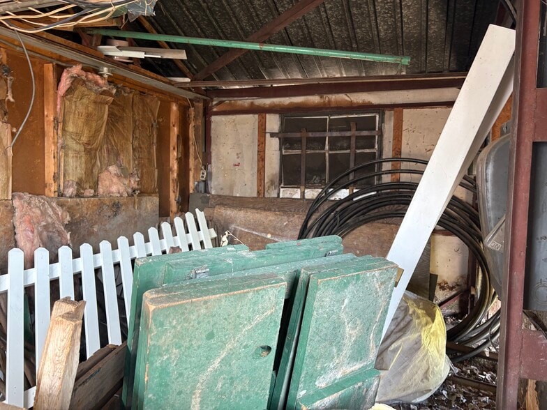 More Photos Of 101 Erie St, Amsterdam Warehouse For Sale