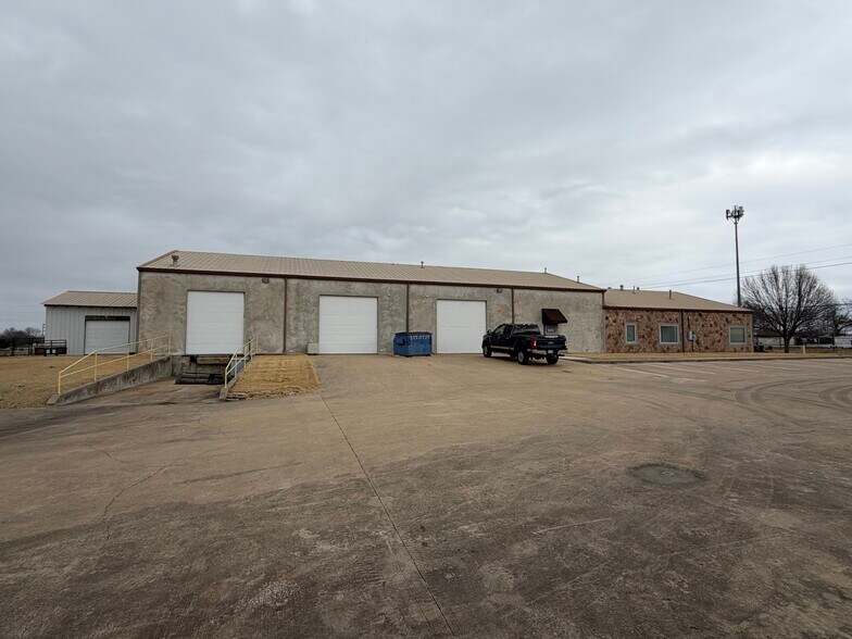 More Photos Of 1116 S 129th East Ave, Tulsa Warehouse For Sale