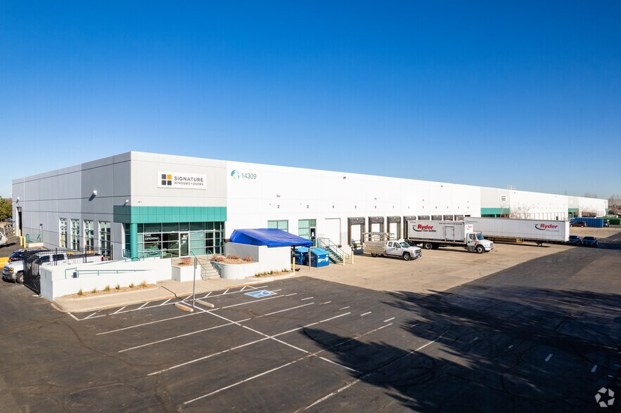 Primary Photo Of 14309 E 35th Pl, Aurora Warehouse For Lease