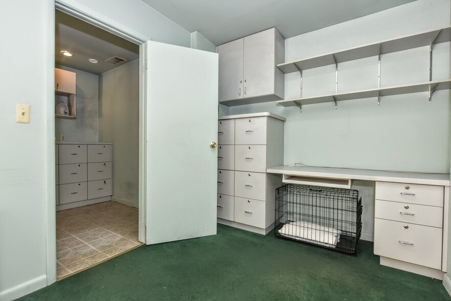 More Photos Of 276 State Rt.94, Vernon Medical For Sale