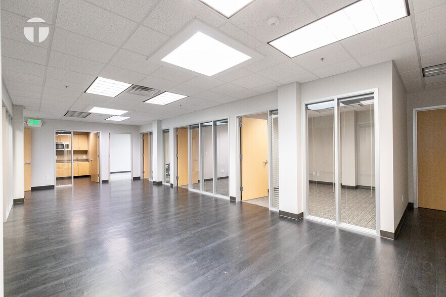 More Photos Of 520 9th St, Sacramento Office For Sale