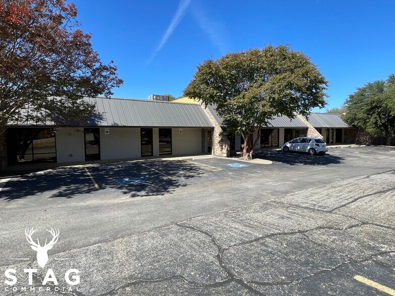 More Photos Of 1716 Scripture St, Denton Office Residential For Lease