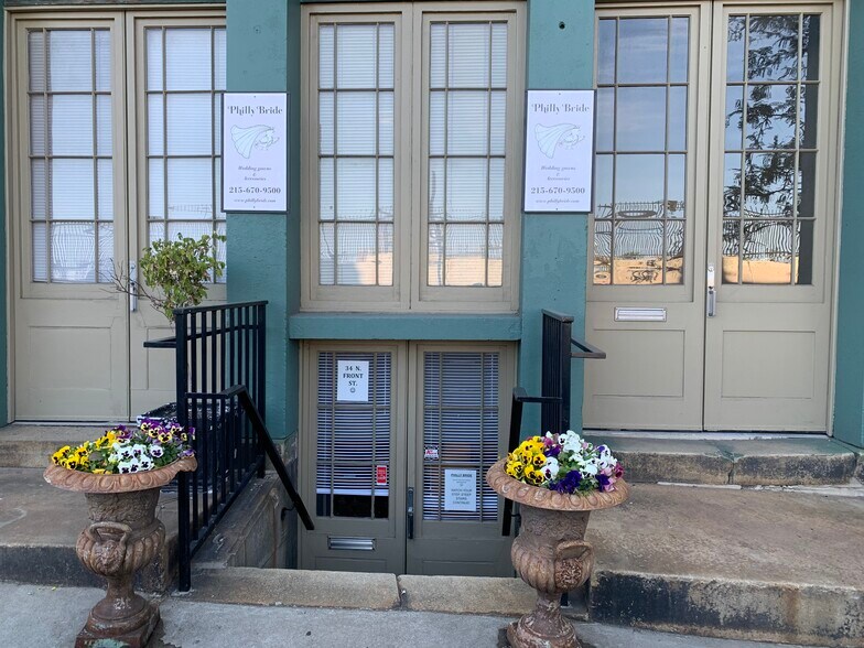 Primary Photo Of 34 N Front St, Philadelphia Storefront Retail Residential For Lease