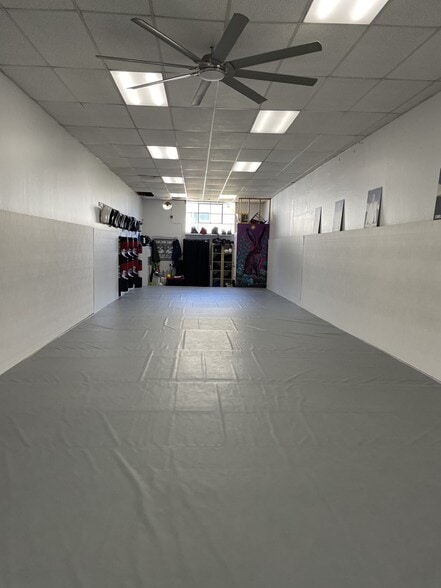 More Photos Of 4118-4124 Macarthur Blvd, Oakland Freestanding For Sale