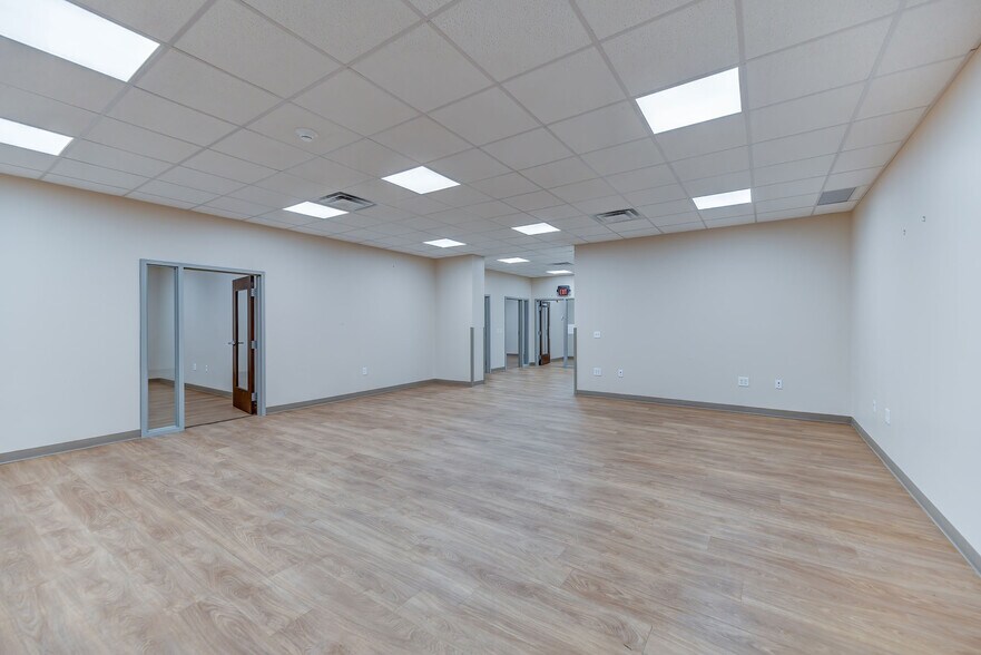 More Photos Of 1033 Alliance Park Dr, Bloomsburg Office For Lease