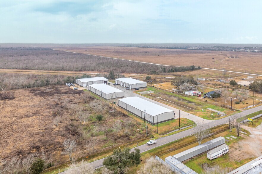 More Photos Of 18500 Pearland Sites Rd, Pearland Unknown For Lease