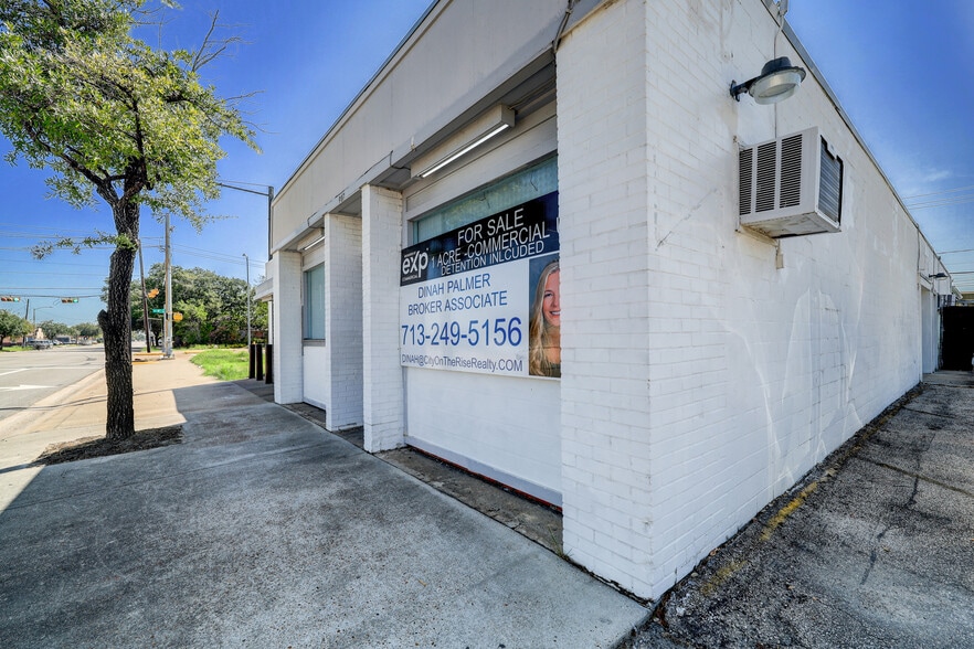 More Photos Of 905 W Main St, La Porte Warehouse For Sale