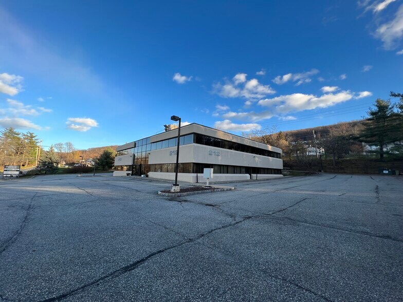 More Photos Of 212 State Rt 94, Vernon Medical For Lease