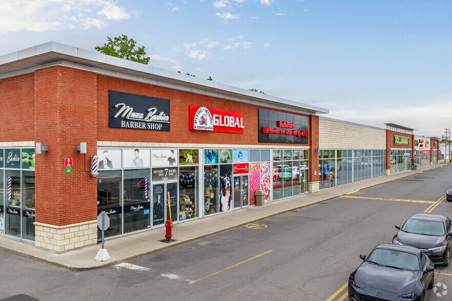 More Photos Of 14820-14880 Boul de Pierrefonds, Montréal General Retail For Lease