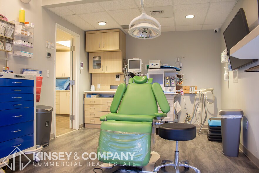 More Photos Of 7586 W Jewell Ave, Lakewood Medical For Sale