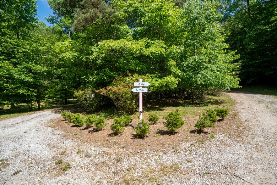 More Photos Of 38 Camp Ultima Blvd, Franklin Hospitality For Sale