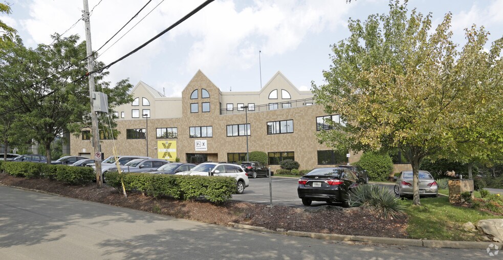 More Photos Of 810 River Ave, Pittsburgh Office For Lease