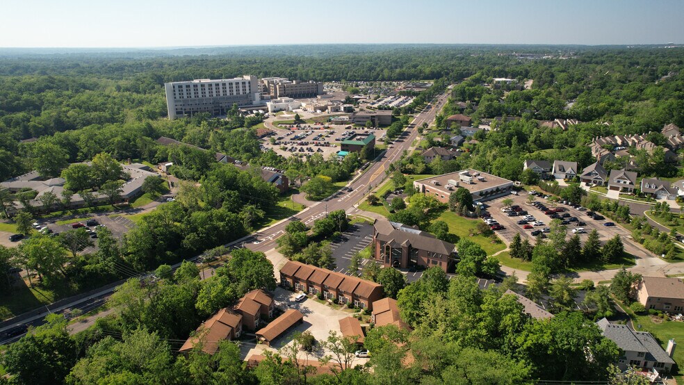 More Photos Of 10663 Montgomery Rd, Montgomery Medical For Lease