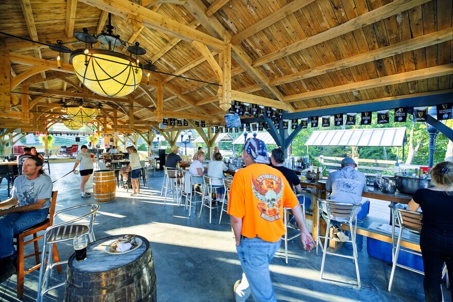 More Photos Of 2478 NY-145, East Durham Bar For Sale