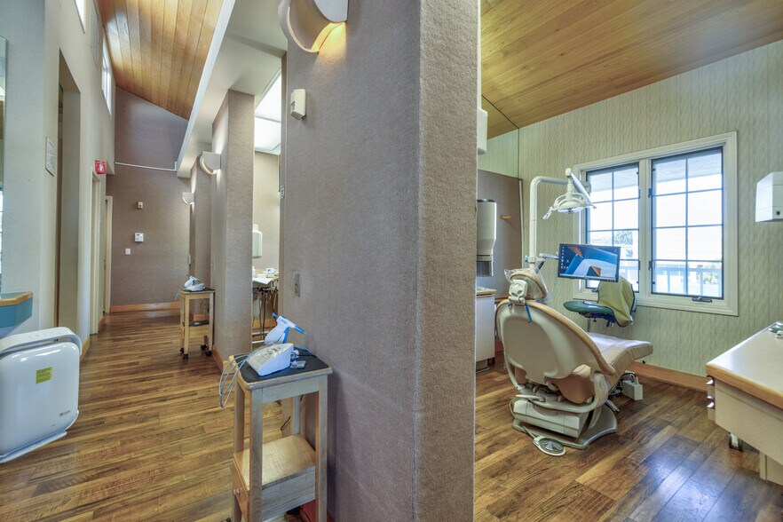 More Photos Of 16336 Whittier Blvd, Whittier Medical For Sale