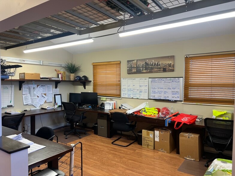 More Photos Of 99 Lafayette Ave, White Plains Light Manufacturing For Sale