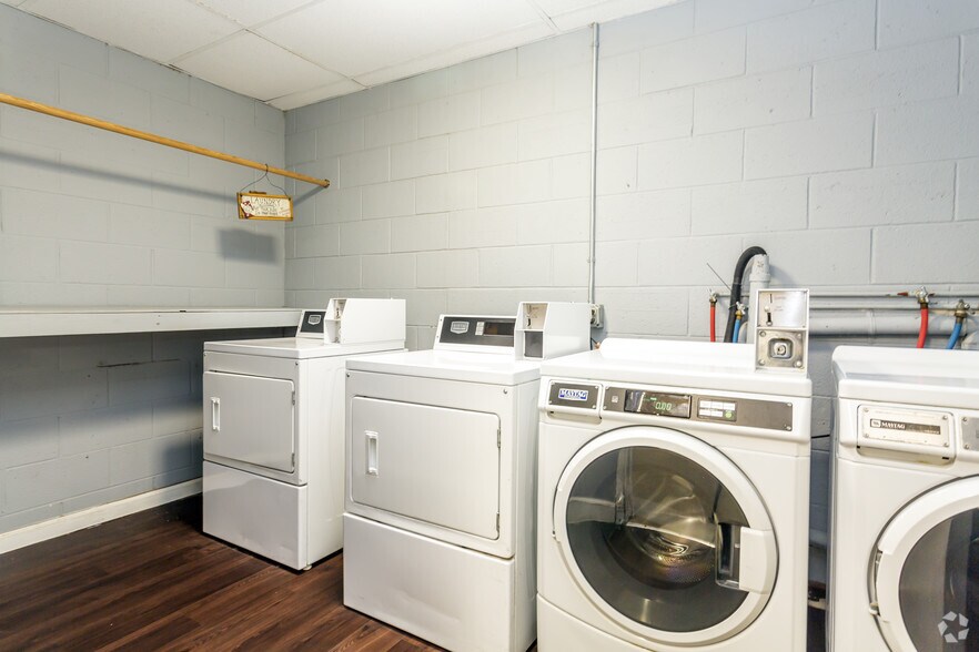 More Photos Of 171 4th Ave, Chula Vista Apartments For Sale