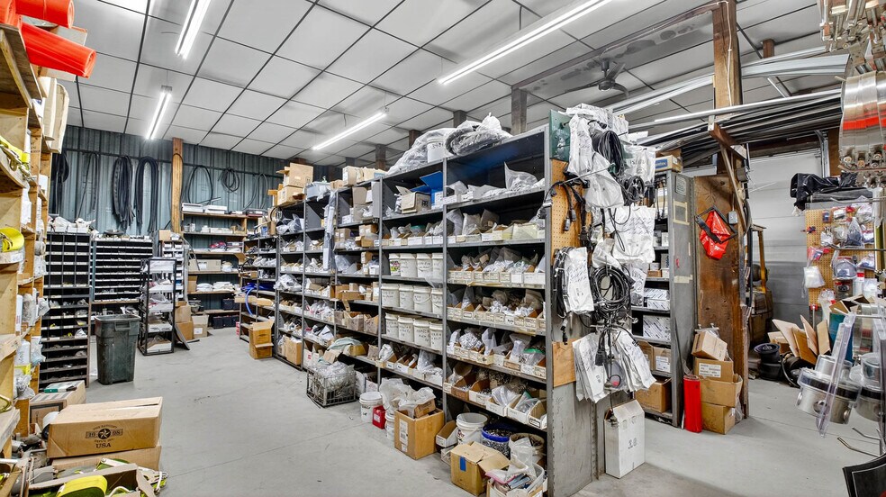 More Photos Of 7918 Partridge Rd, Eau Claire Warehouse For Sale
