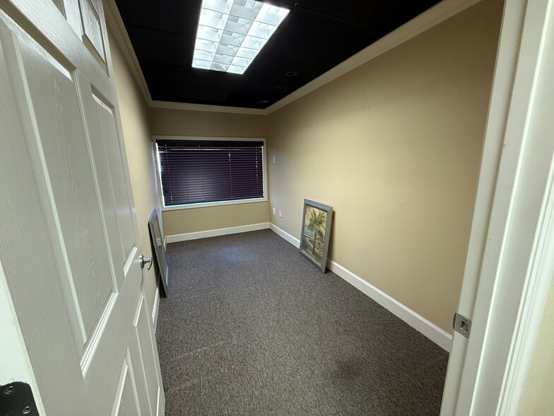More Photos Of 221 W State Road 434, Longwood Office For Sale