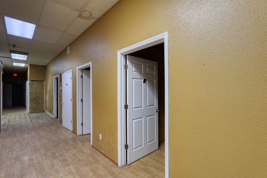 More Photos Of 1506 Lee Trevino Blvd, El Paso Unknown For Lease