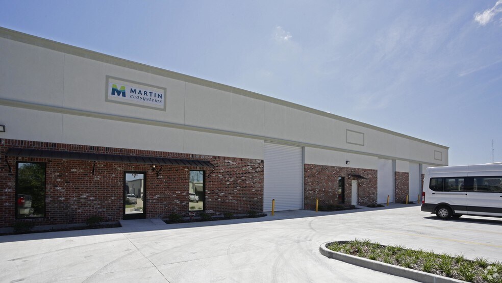More Photos Of 6265 Benefit Dr, Baton Rouge Light Distribution For Lease