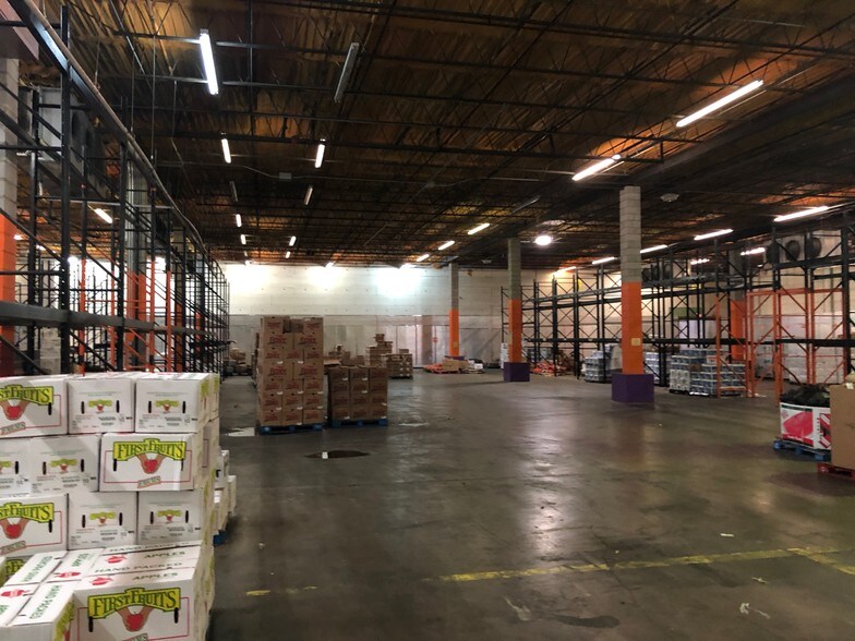 More Photos Of 3809-3811 Castlewood Rd, Richmond Warehouse For Lease