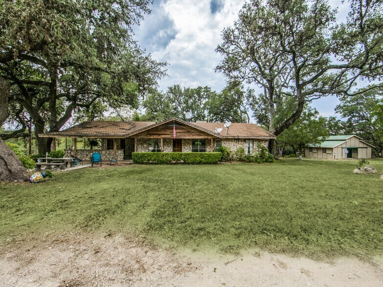 More Photos Of 536 S School St, Boerne Land For Sale