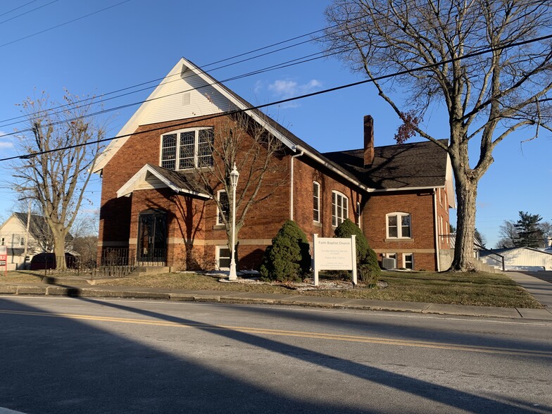 Primary Photo Of 120 Lake Ave NE, Hartville Religious Facility For Lease