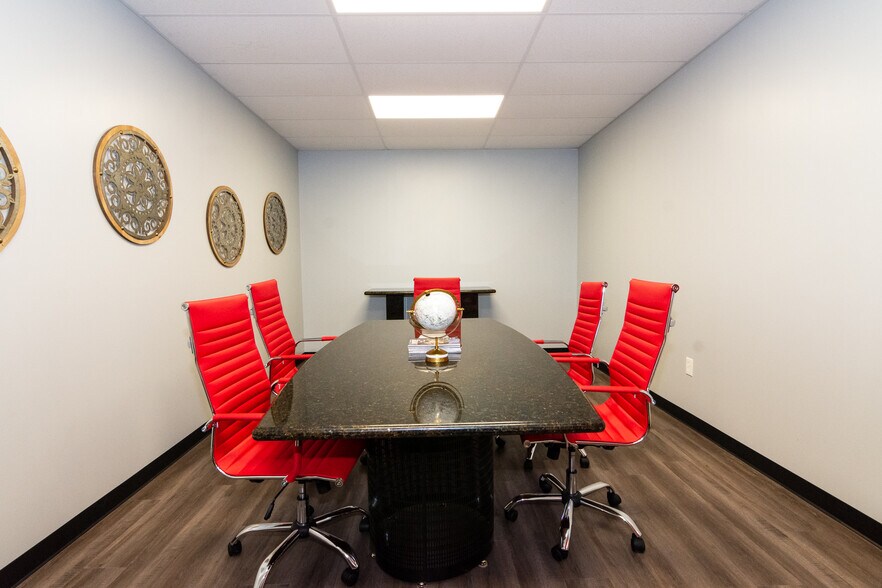 More Photos Of 6456 Cunningham Rd, Houston Industrial For Lease