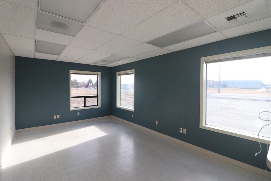 More Photos Of 39141 Pocahontas, Baker City Medical For Sale
