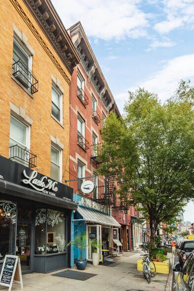 More Photos Of 272 Smith St, Brooklyn Apartments For Sale