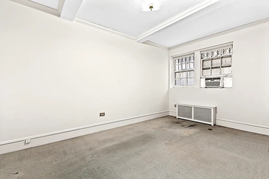 More Photos Of 1070 Park Ave, New York Apartments For Sale