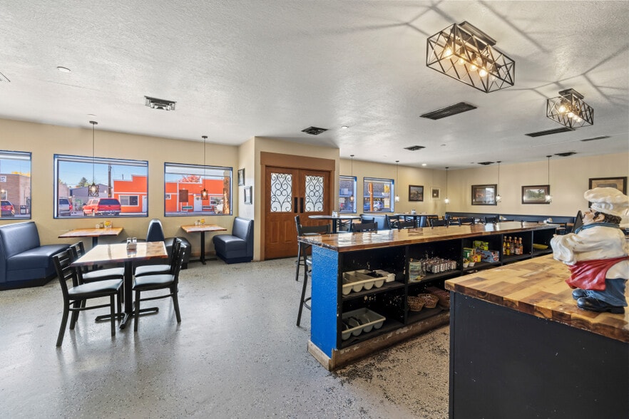 More Photos Of 2126 Broadway st, Malin Sports And Entertainment For Sale