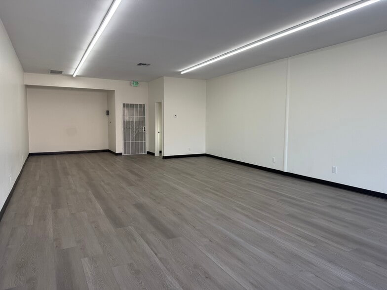 More Photos Of 5453-5465 Del Amo Blvd, Lakewood Unknown For Lease