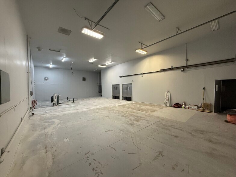 More Photos Of 79 Carry Way, Mound House Manufacturing For Lease