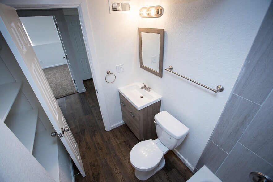 More Photos Of 4087 S Clarkson St, Englewood Land For Sale