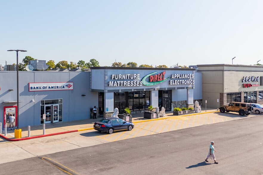 More Photos Of 11814 Bellaire Blvd, Houston Storefront For Sale