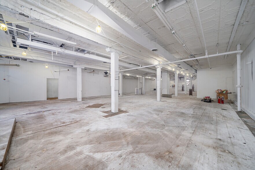 More Photos Of 189 Monroe St, Passaic Warehouse For Sale