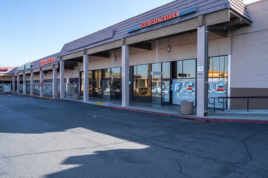 More Photos Of 1301-1699 E Florida Ave, Hemet Unknown For Lease