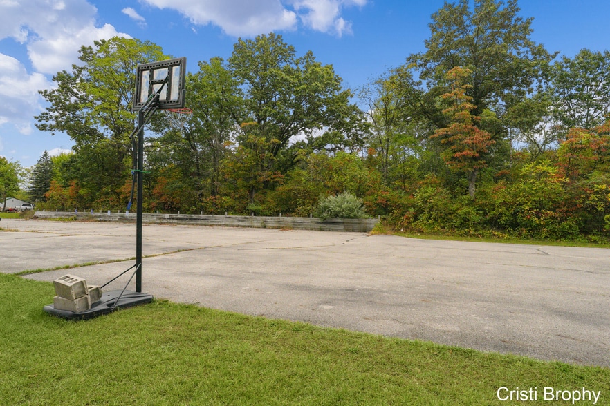 More Photos Of 14190 19 Mile Rd, Gowen Assisted Living For Sale